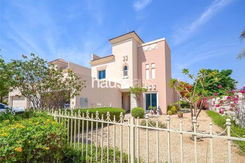 Vila u gradu Dubai Sports City, UAE 4 spavaće sobe, 350 m2 Br. 626469 - Slika 10
