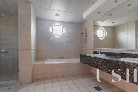 Вилла Jumeirah Islands, Дубай, БАӘ-да 4 жатын бөлмелер, 1004 м² № 620595 - фото 12