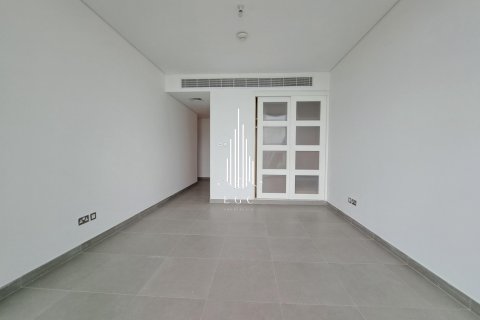 Apartament në Tourist Club Area, Abu Dhabi, Emiratet e Bashkuara Arabe 2 dhoma gjumi, 140 m2. № 450326 - Foto 6