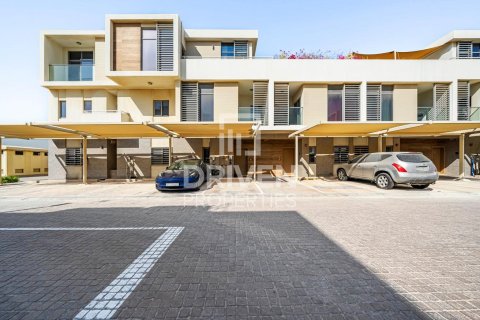Apartman u gradu Dubai South (Dubai World Central), Dubai, UAE 2 spavaće sobe, 169.08 m2 Br. 767357