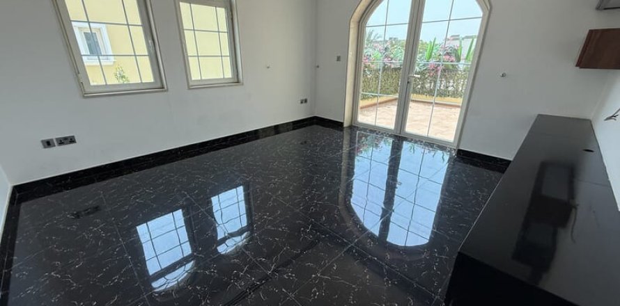 Villa en Jumeirah Park, Dubai, EAU 4 dormitorios, 743 m² № 696654