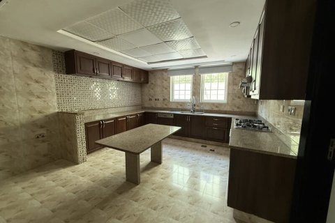 Villa en alquiler en Jumeirah Park, Dubai, EAU 4 dormitorios, 743 m2 № 696654 - foto 17