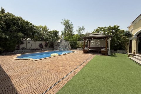 Villa en alquiler en Jumeirah Park, Dubai, EAU 4 dormitorios, 743 m2 № 696654 - foto 6