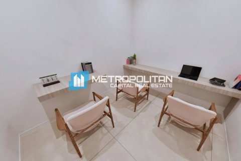 Huoneisto Saadiyat Island, Abu Dhabi, Arabiemiraatit 1 makuuhuone, 130.2 m2 № 692769 - kuva 12