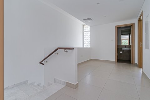 Villa til leje i Mudon, Dubai, UAE 3 soveværelser, 321 kvm № 718598 - foto 10