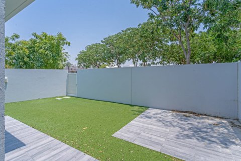 Villa til leje i Mudon, Dubai, UAE 3 soveværelser, 321 kvm № 718598 - foto 25