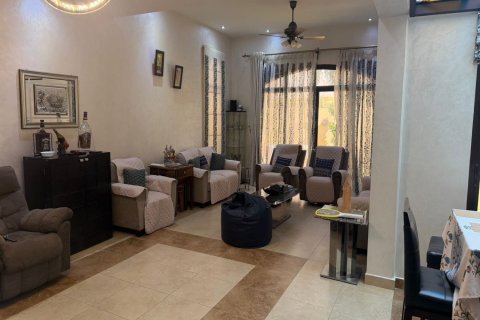 Villetta a schiera in vendita a Mudon, Dubai, EAU 4 camere da letto, 366 mq. № 718599 - foto 23
