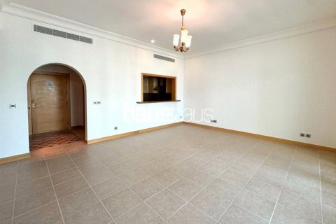 Apartment til leje i Palm Jumeirah, Dubai, UAE 2 soveværelser, 149 kvm № 626914 - foto 3