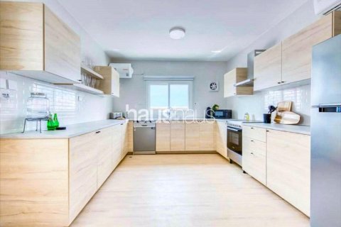 Vila v Umm Suqeim, Dubai, SAE 4 ložnice, 1171 m² Č.: 626933 - fotografie 4
