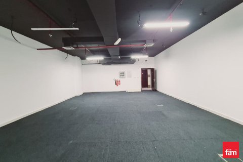 Dubai, UAE의 임대용 사무실 122.7제곱미터 번호 694070 - 사진 9
