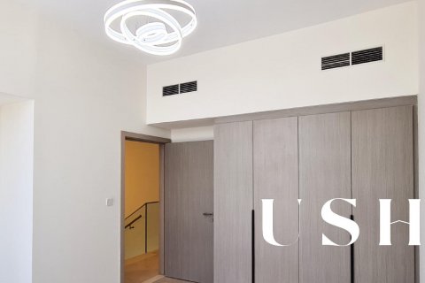 Kaupunkipientalo Al Furjan, Dubai, Arabiemiraatit 2 makuuhuonetta, 254 m2 № 621038 - kuva 9