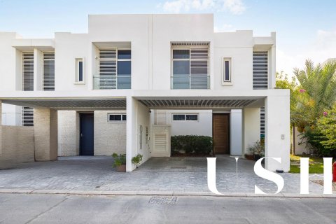 Townhouse sa Mudon, Dubai, UAE 3 silid-tulugan, 268 sq.m. № 621028 - larawan 4