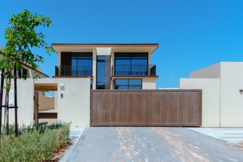 ویلا در Abu Dhabi ، امارات متحده عربی 5 خوابه ، 1347 متر مربع.  شماره 748944