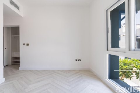 Vila u gradu Palm Jumeirah, Dubai, UAE 5 spavaće sobe, 263.84 m2 Br. 755230 - Slika 13