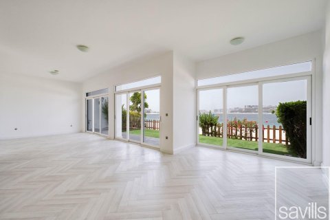 Vila u gradu Palm Jumeirah, Dubai, UAE 5 spavaće sobe, 263.84 m2 Br. 755230 - Slika 3