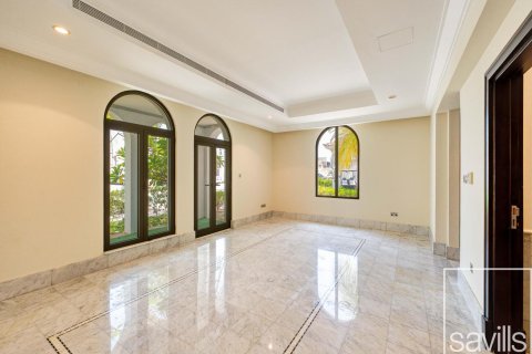 Vila di Palm Jumeirah, Dubai, UAE 6 bilik tidur, 1245.18 meter persegi № 755232 - foto 12