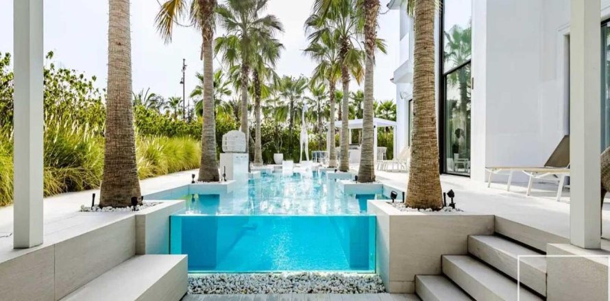 וילה ב Jumeirah Islands, Dubai, איחוד האמירויות 4 חדרי שינה, 1025.93 מ"ר מספר 755229