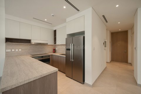 Vilë në Mudon, Dubai, Emiratet e Bashkuara Arabe 3 dhoma gjumi, 168 m2. № 722530 - Foto 8