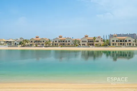Vila v Palm Jumeirah, Dubai, SAE 4 spálne, 465 m2 č. 738058 - Fotografia 16
