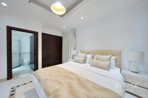 Vila v Palm Jumeirah, Dubai, SAE 4 spálne, 465 m2 č. 738058 - Fotografia 7