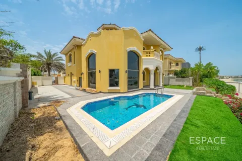 Vila v Palm Jumeirah, Dubai, SAE 4 spálne, 465 m2 č. 738058 - Fotografia 12