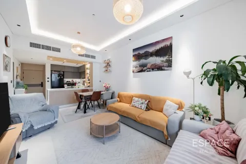 Huoneisto Jumeirah Village Circle, Dubai, Arabiemiraatit 2 makuuhuonetta, 112 m2 № 738007 - kuva 2