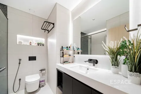 Huoneisto Jumeirah Village Circle, Dubai, Arabiemiraatit 2 makuuhuonetta, 112 m2 № 738007 - kuva 11