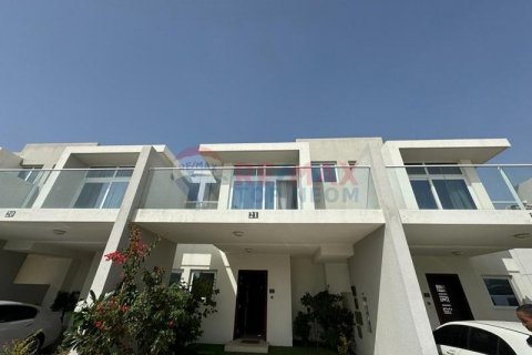 Vila di Dubai, UEA 3 kamar tidur, 115.9 m2 nomor 568875 - foto 5