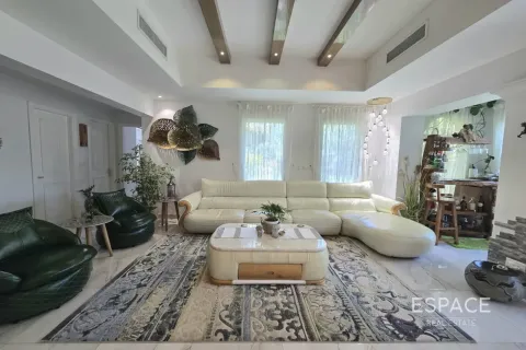 Shtëpi në qytet në Arabian Ranches, Dubai, Emiratet e Bashkuara Arabe 4 dhoma gjumi, 297 m2. № 650286 - Foto 3