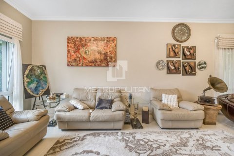 Meadows、Dubai、UAE にあるヴィラの賃貸物件 4ベッドルーム、563 m2、No592762 - 写真 7