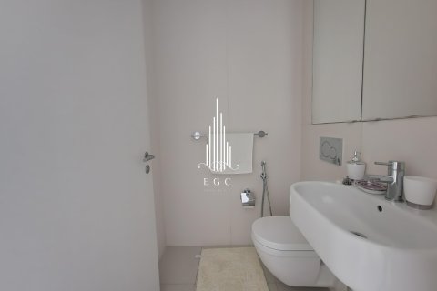 Lakás itt: Corniche Road, Abu Dhabi, EAE, 2 hálószoba, 130.1 m², azonosító: 457548 - fénykép 14
