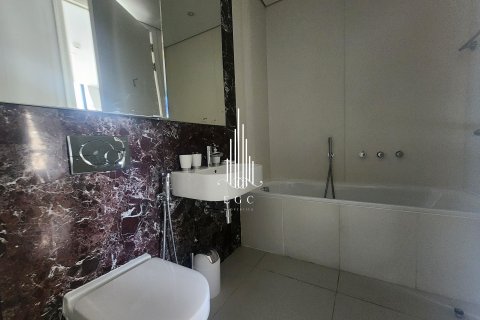 Lakás itt: Corniche Road, Abu Dhabi, EAE, 2 hálószoba, 130.1 m², azonosító: 457548 - fénykép 13