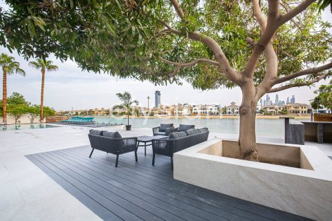 Villa in Palm Jumeirah, Dubai, VAE: 7 Schlafzimmer, 1245 m2 Nr. 586217