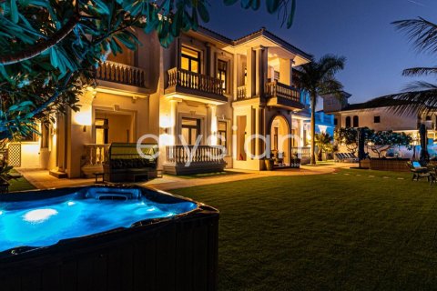 Villa in Palm Jumeirah, Dubai, VAE: 6 Schlafzimmer, 1245 m2 Nr. 586218