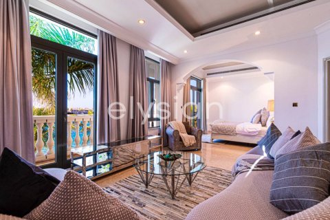 Villa para arrendamento em Palm Jumeirah, Dubai, EAU 6 quartos, 1245 m2 № 586218 - foto 8