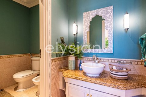 Villa para arrendamento em Palm Jumeirah, Dubai, EAU 6 quartos, 1245 m2 № 586218 - foto 11