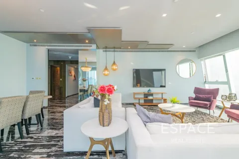 Apartment in DAMAC HEIGHTS in Dubai Marina, UAE 4 bedrooms, 344 sq.m. № 738537 - photo 5