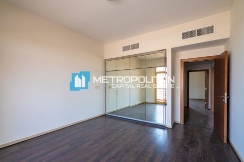 Városi lakóépület itt: Khalifa City, Abu Dhabi, EAE, 4 hálószoba, 382.1 m², azonosító: 694641 - fénykép 3