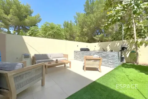 Villa sa Dubai Land, UAE 3 silid-tulugan, 177 sq.m. № 737843 - larawan 17