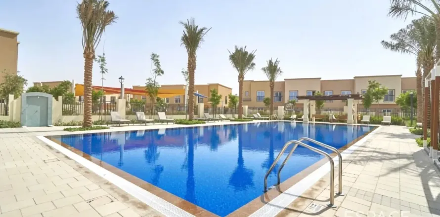 Villa sa Dubai Land, UAE 3 silid-tulugan, 177 sq.m. № 737843