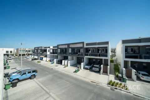 Al Furjan, Dubai, BAE’de satılık sıra ev 3 yatak odası, 279 m&sup2; No 737842 - fotoğraf 17