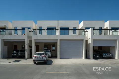 Al Furjan, Dubai, BAE’de satılık sıra ev 3 yatak odası, 279 m&sup2; No 737842 - fotoğraf 20
