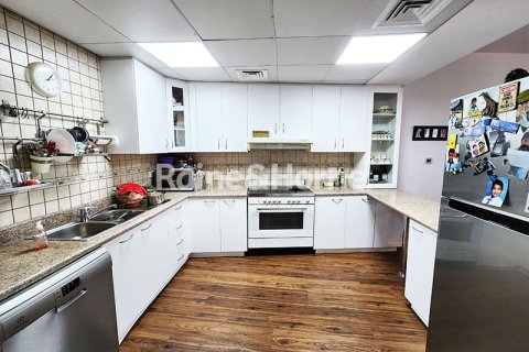 Apartemen di Motor City, Dubai, UEA 2 kamar tidur, 145.7 m2 nomor 707625 - foto 7