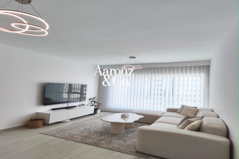 Müüa korter asukohaga Jumeirah Lake Towers, Dubai, AÜE: 1 magamistoaga, 84 m² Nr 755095 - pilt 3