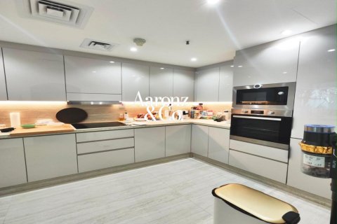 Müüa korter asukohaga Jumeirah Lake Towers, Dubai, AÜE: 1 magamistoaga, 84 m² Nr 755095 - pilt 6