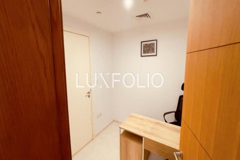 Palm Jumeirah, Dubai, UAE의 임대용 아파트 침실 3개, 234제곱미터 번호 628108 - 사진 12