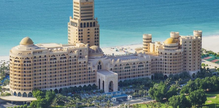Huvila Ras Al Khaimah, Arabiemiraatit 8 makuuhuonetta, 909 m2 № 735012
