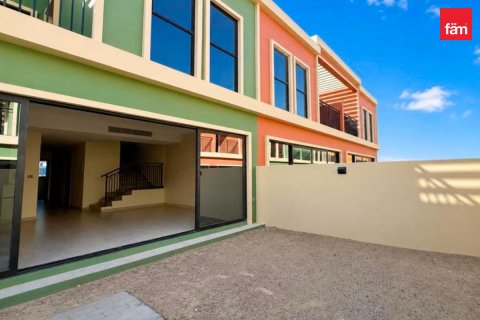 Müüa ridamaja asukohaga Dubai, AÜE: 4 magamistoaga, 144 m² Nr 751861 - pilt 10