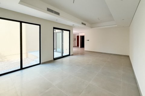 Townhouse in Sharjah, UAE 4 bedrooms, 255.48 sq.m. № 749051 - photo 24