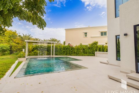 Βίλα σε Jumeirah Islands, Dubai, ΗΑΕ 4 υπνοδωμάτια, 502.88 τ.μ. Αρ. 571384 - φωτογραφία 2